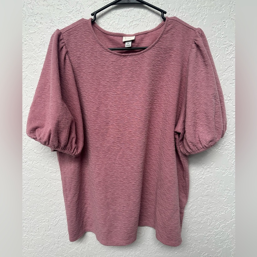 Pink Bubble Sleeve Ribbed / Ripple Pattern Blouse - Picture 3 of 4